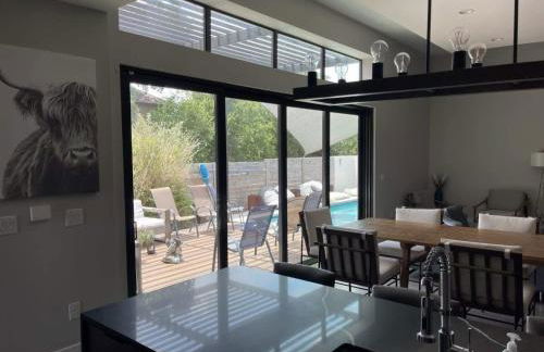 Modern 2-Home Private Oasis w Pool Hot Tub in DT - Foto 11