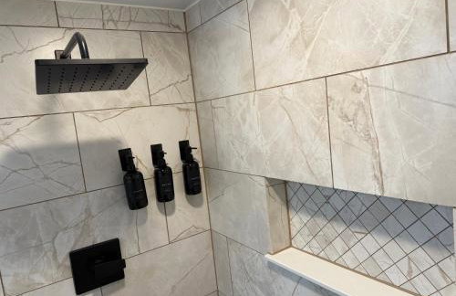 Luxury Waterfront Retreat on Black Lake - Foto 29