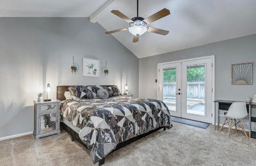 Pool & Spa! Whimsical Heart of The Woodlands - Foto 7