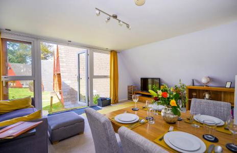 Escape to a Clifftop Chalet with pool and tennis onsite - 1A Kingsdown Holiday Park - Foto 10