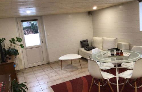 Studio Vic - Photo 22