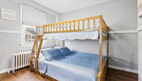 Modern Beach Retreat Sleeps 8 - Big Yard & BBQ - Foto 5