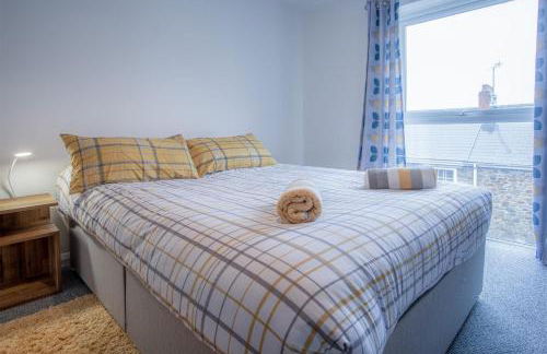 Pharmacy Court - 2 Bedroom Apartment - Saundersfoot - Photo 3