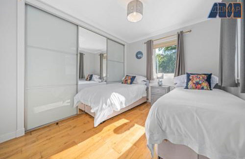 Large Family Home with Hot Tub or Jacuzzi, Log Burner - Foto 46