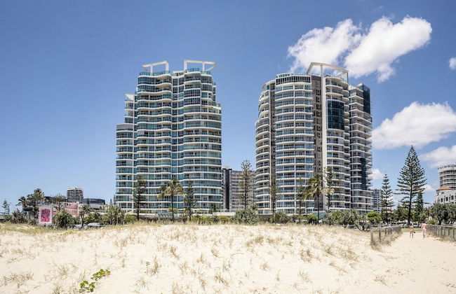 Reflection Tower Two - Photo 1