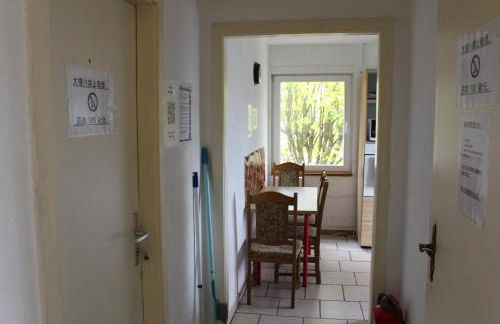 Bungalow 1 - 4-Raum-Wohnung mit Küche und 2 WC Duschen in Ohrdruf-Crawinkel - Photo 7