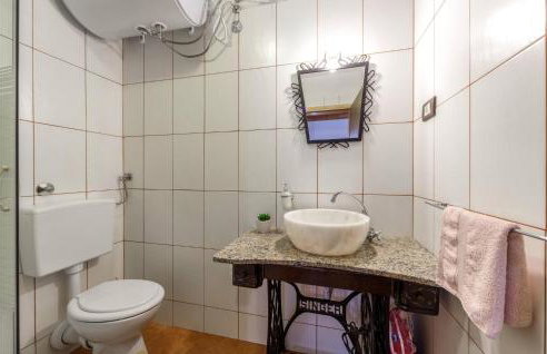 Amazing Home In Novi Vinodolski - Foto 22