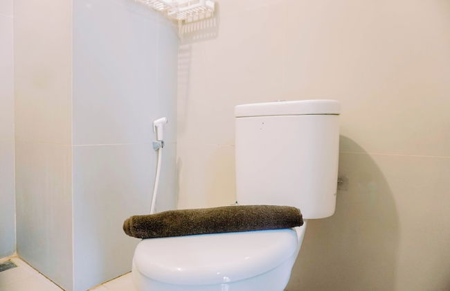 Comfort 2Br At 3Rd Floor Baileys Apartment - Photo 13