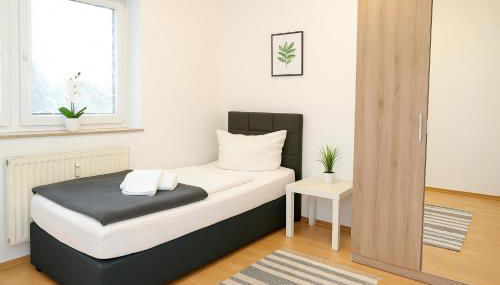 SUNNYHOME Monteurwohnungen und Apartments nahe Regensburg - Foto 4, wardrobe