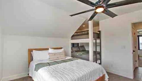 Skybridge Bear Lake Sleeps 61-75 with condo add-on - Foto 4