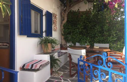 Anna's Studio - Photo 24