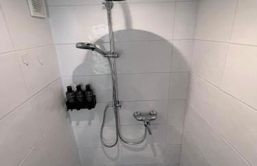 Güden Pearl Bhaven Deck 6 ,Exklusive große Wohnung,Hochwertige Ausstattung,Privatparkplatz & Carport,Großer Garten mit Gartenhaus,Langzeitaufenthalt - Foto 40