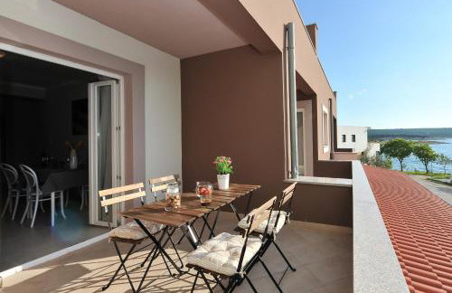 Apartmani Perić 1 Meka Draga - Foto 10