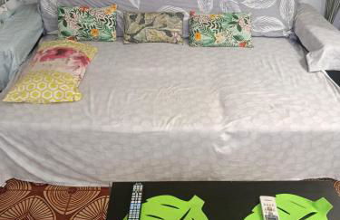 En pleno centro A 5 min de Renfe y bus aeropuerto - Photo 11