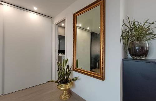 Spacious Studio by the University - Photo 9