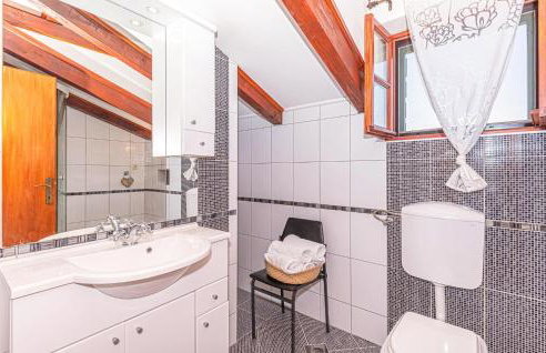 Three-Bedroom Holiday Home In Lozovac - Foto 45