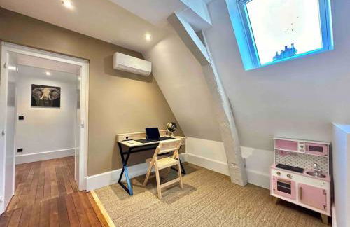 La Maison Des Cours - WIFI - Centre ville - Foto 13