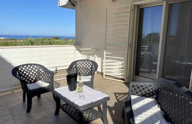 FraMe Room - Photo 17