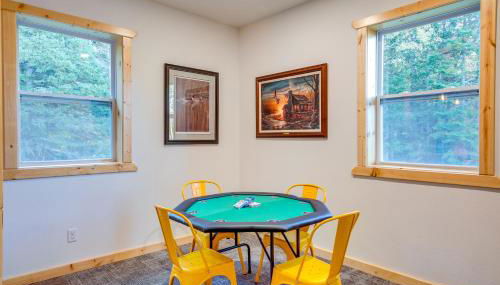 Snowmobile and Recharge! Next to Bill Nicholls Trail - Foto 2