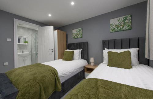 Bright 2-Bedroom Ensuite Apartment with Kitchen - Foto 13