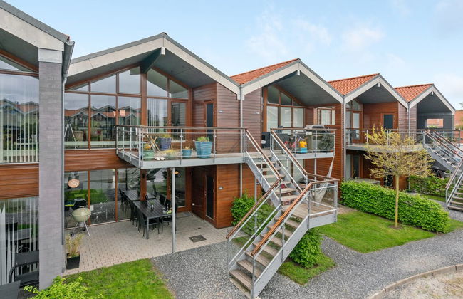 "Allyson" - 450m from the sea - Photo 1