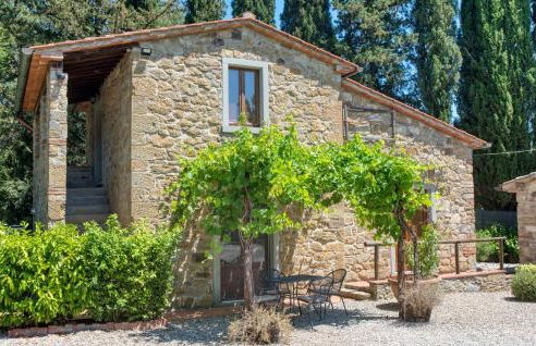 8 Bedroom Awesome Home In Arezzo - Foto 3