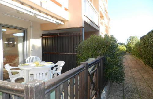 Studio coin nuit avec terrasse et parking privatif à Bormes-les-Mimosas - FR-1-251-900 - Foto 13