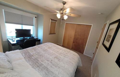 Beautifully Updated Lakefront Escape-Pets welcome! - Foto 57