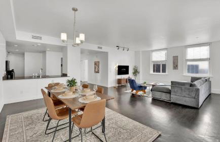 HEB403 Spacious & Stylish 2 Bedroom Condo Downtown Fort Worth, Free Parking, Walk to Convention Center - Foto 6