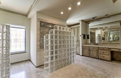 Private Pool Lakefront Harlingen Home - Foto 18