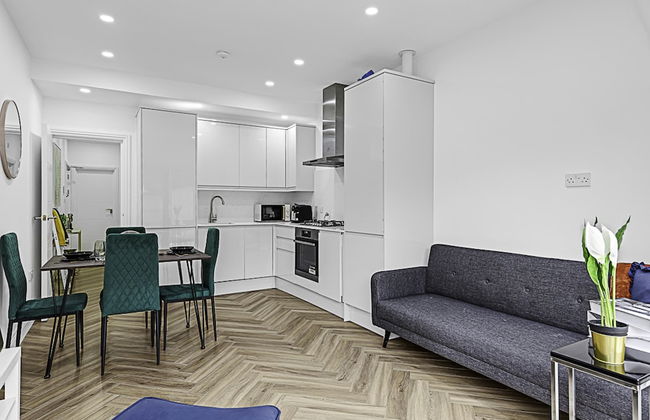 Beautiful 3 Bed Abode in Hanwell - Foto 18