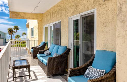 Redington Beach Retreat - Immaculate Beach Condo with Water Views, Pool, Hot Tub - Foto 34