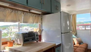 Unique and Serene Sunset Houseboat for 4 - Foto 3