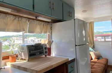 Unique and Serene Sunset Houseboat for 4 - Foto 3