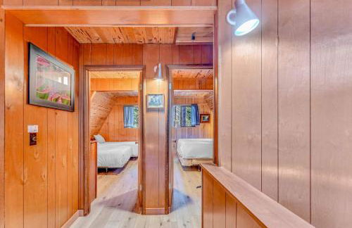 3BR Tahoe Cabin in the Trees with Hot Tub - Foto 19