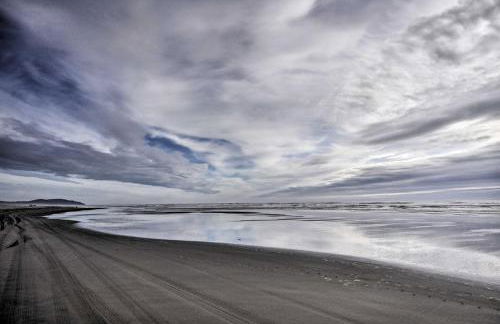 Private Beach Access! Long Beach Group Retreat - Foto 4