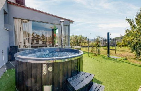 Stunning Home In Ladvenjak With Sauna - Foto 2