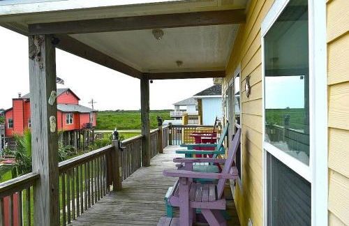 Welcome To Sarenity a 3Bd 2Bth home in Crystal Beach, Tx - Foto 25