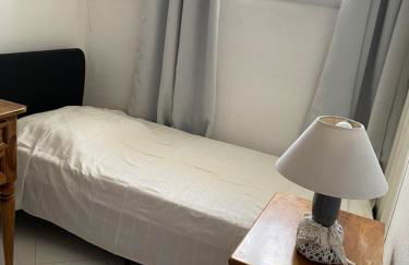 VILLA MIREILLE CALME ARBOREE PISCINE SANS VIS A VIS SECURISEE - Foto 3