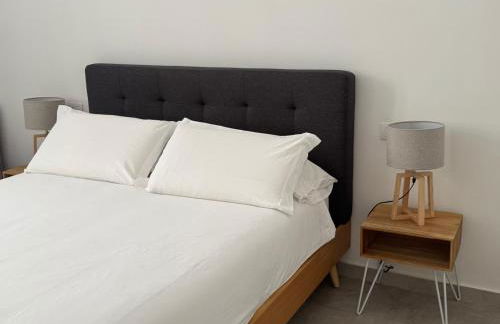 Cosmo 38 Luxury Apartments - Free Parking - Photo 7