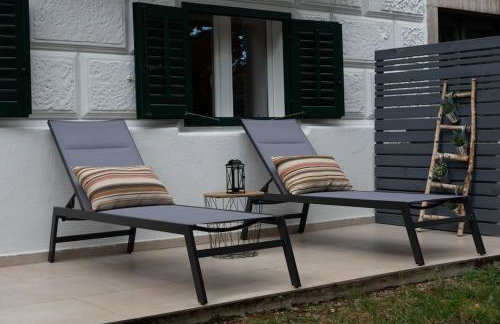 City Center Apartment with Free Parking - Foto 30