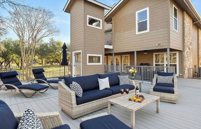 Luxury on Lake LBJ With Hot Tub Firepit & Boat Slip - Foto 40