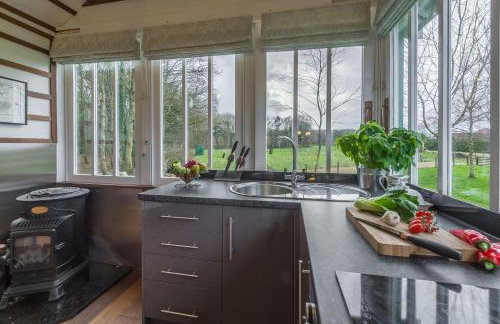 The Signal Box - Photo 12