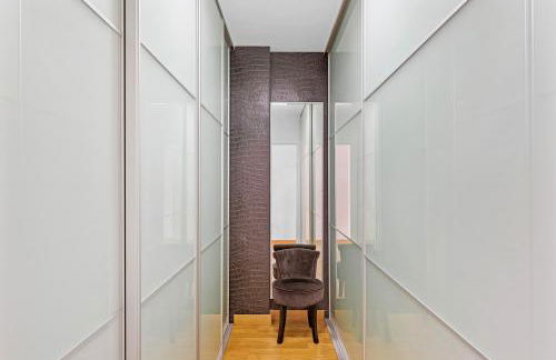 Frontline Beach Apt with Terrace - Foto 39