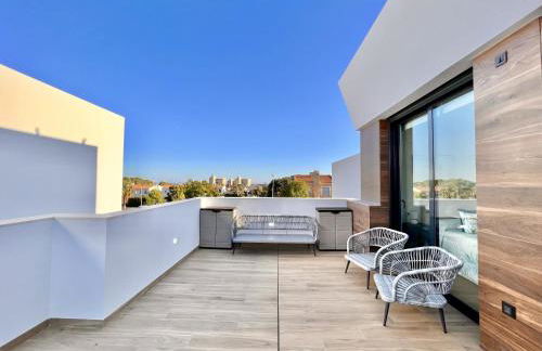 La Masion de Tout Seasonal Rental - Photo 39