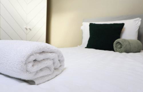 Modern Comfort 4 Bedrooms and Great Location - Foto 69