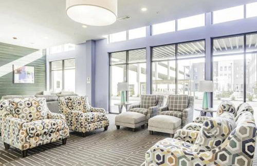 Pinnacle Heights 1Bdrm 2nd flr Pool Fitness Center Yoga Studio Dog Spa - Foto 25