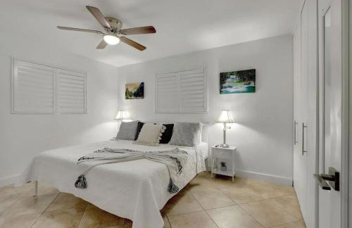 Relaxing Retreat 2BR Oasis with Pool and Outdoor BBQ - Foto 14