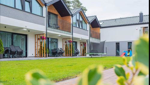 Domki Gold-Time Niechorze - Foto 1, Garden, Garden view