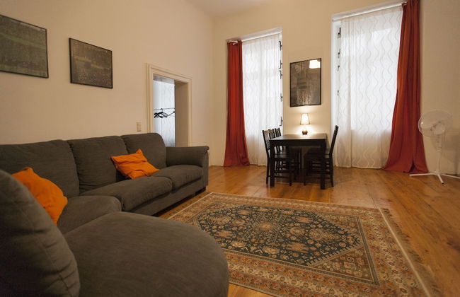 Heart of Vienna Home - Photo 14